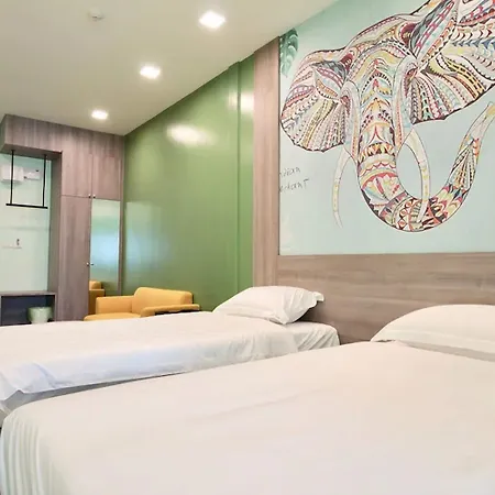 R 17 Living Hotel