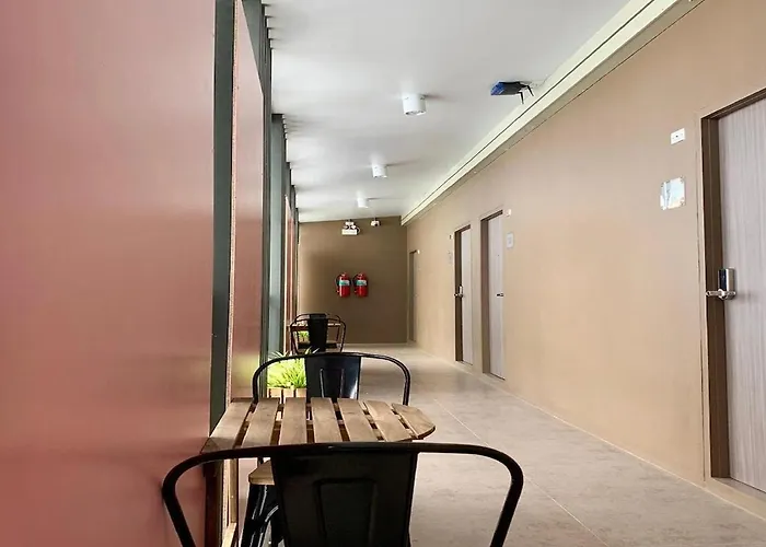 Hotel R 17 Living Bangkok