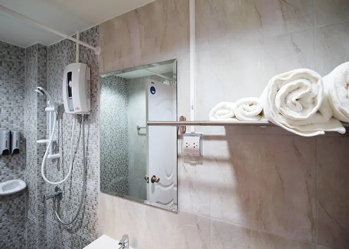 Hotel R 17 Living 3*